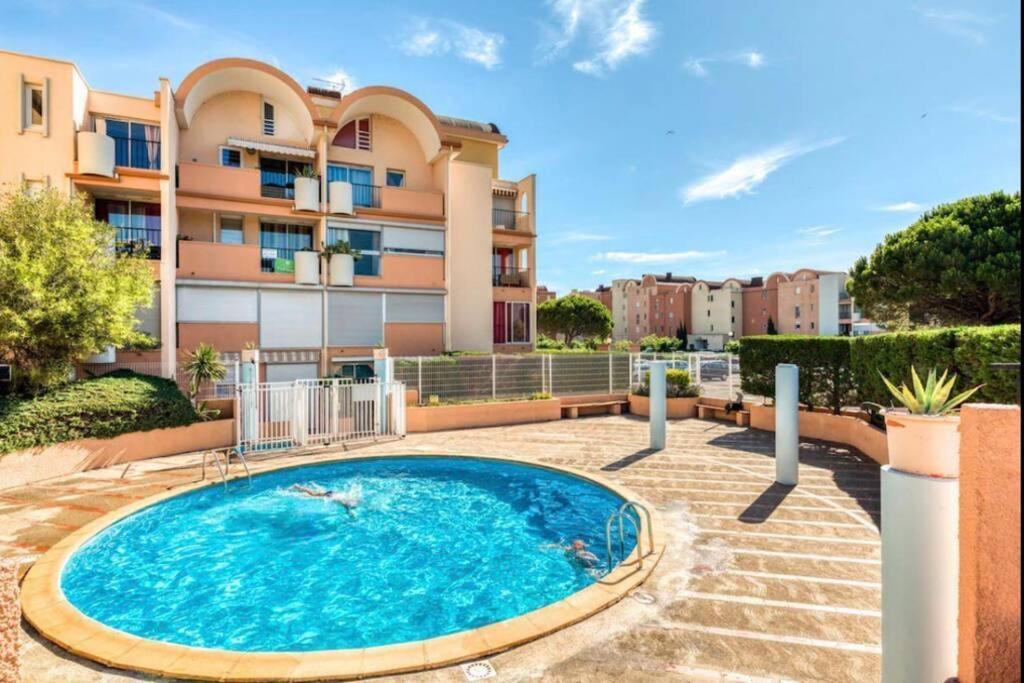 Residence Port Soleil Duplex T3 46 M2 Climatise Gruissan Eksteriør billede