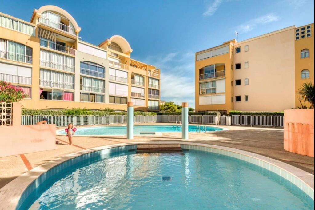 Residence Port Soleil Duplex T3 46 M2 Climatise Gruissan Eksteriør billede